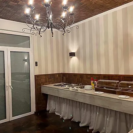 Restaurant Mirena بيت ريفي *