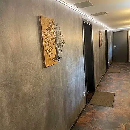 אורחן Restaurant Mirena