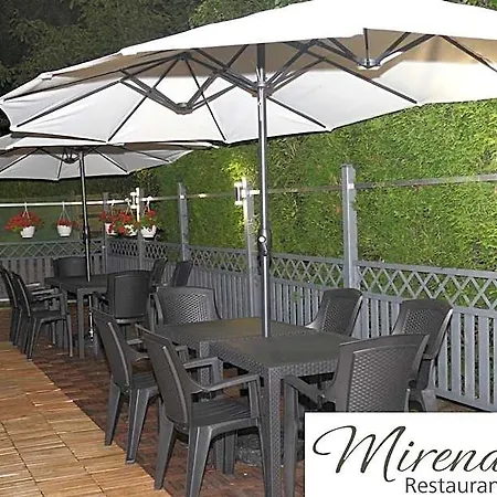 Restaurant Mirena אורחן *